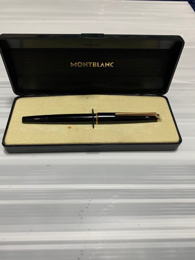 MONTBLANC ブラック 万年筆 EF