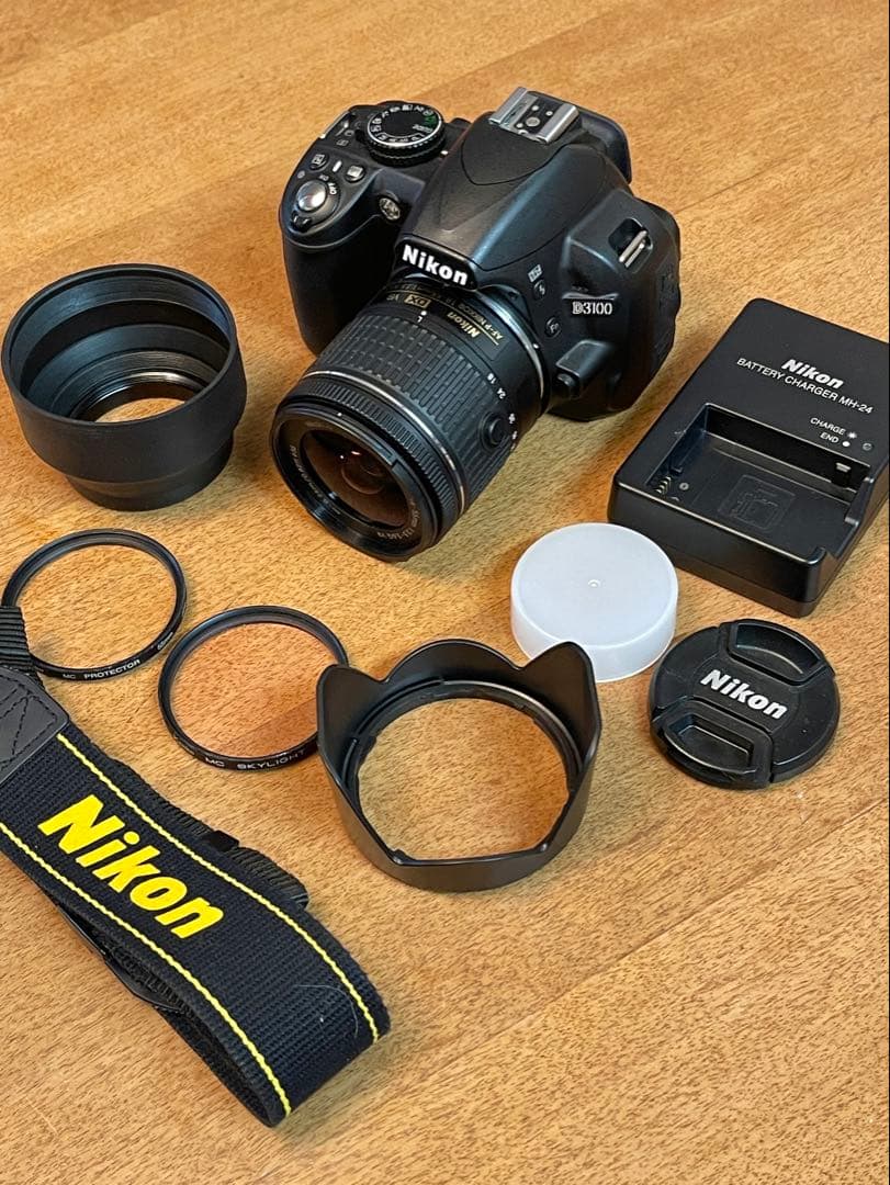 Nikon D3100 標準ズームセット