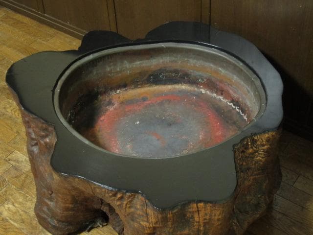 特大 天然木 無垢材 刳り貫き 時代 火鉢 重さ約50kg/大木火鉢/根木火鉢