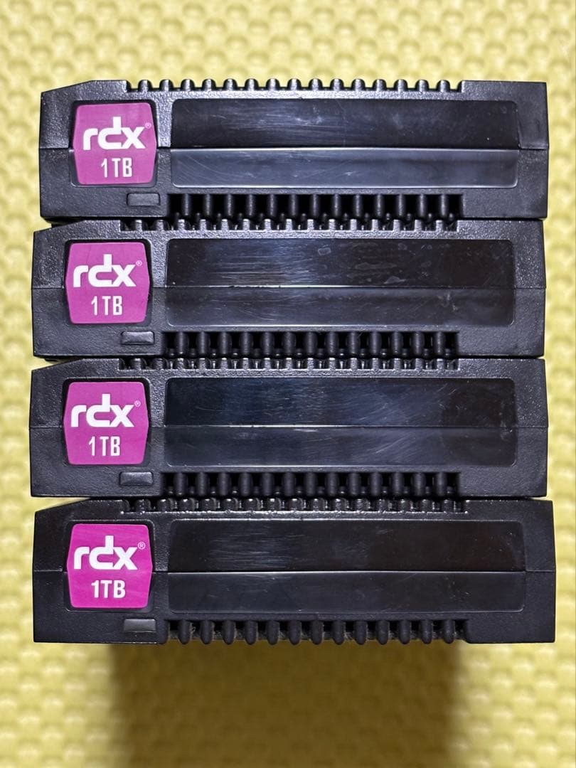 【中古品】 RDX NEC 1TB ４個　データカートリッジ