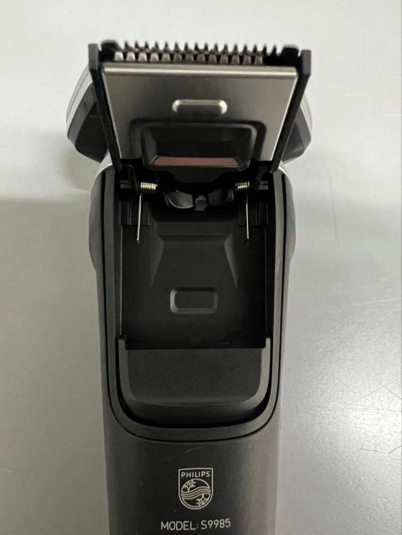 Philips Shaver series 9000 S9985 展示品未使用