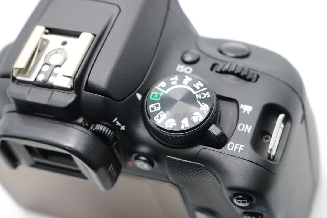 ボディ新品級 【Canon EOS Kiss X7 ダブルレンズセット】