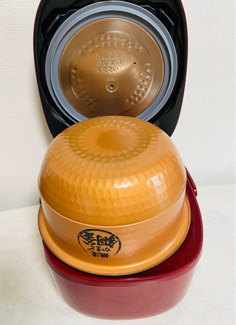 2019年TOSHIBA 真空 IHジャー 炊飯器 RC-10VRN
