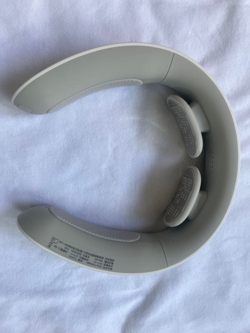 3)楽ネック EASY MASSAGER