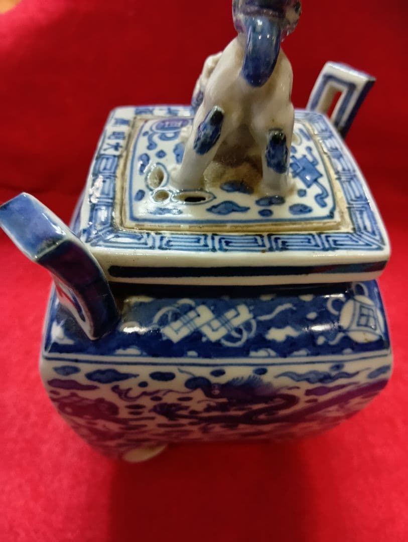 松⚫中国美術　[龍図染付獅子香炉]　高約17cm