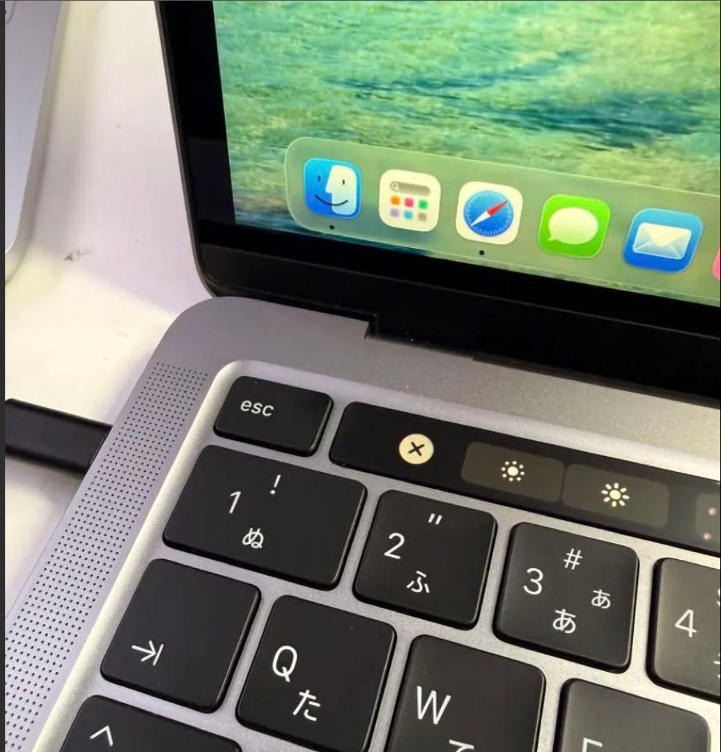 MacBook Pro/2020/13.3インチ/512GB/16GB 美品