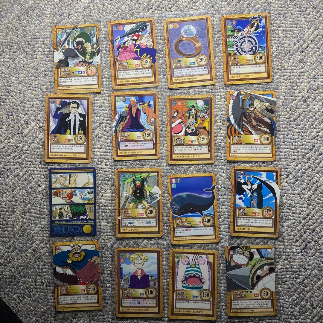 ワンピース　セット　カード２００枚　昔のバッチ　他