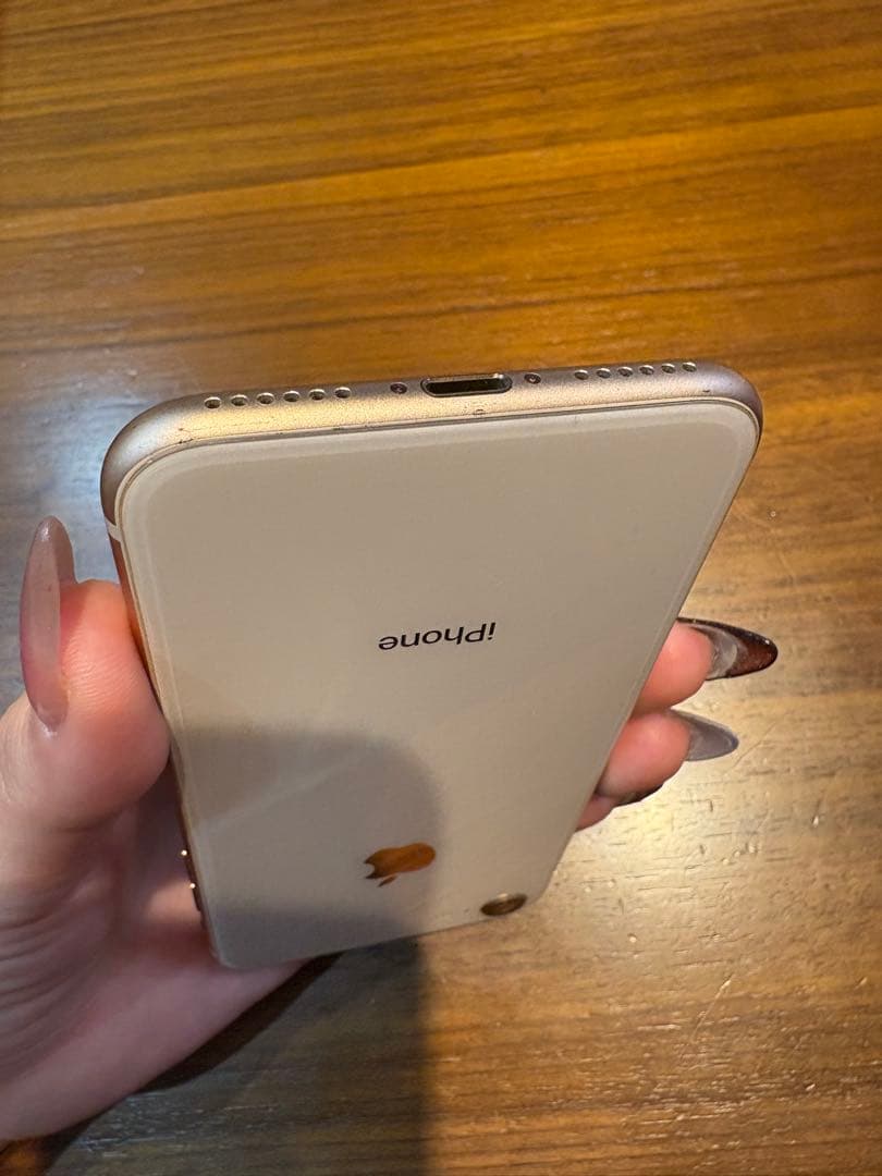 iPhone8 64GB 本体のみ