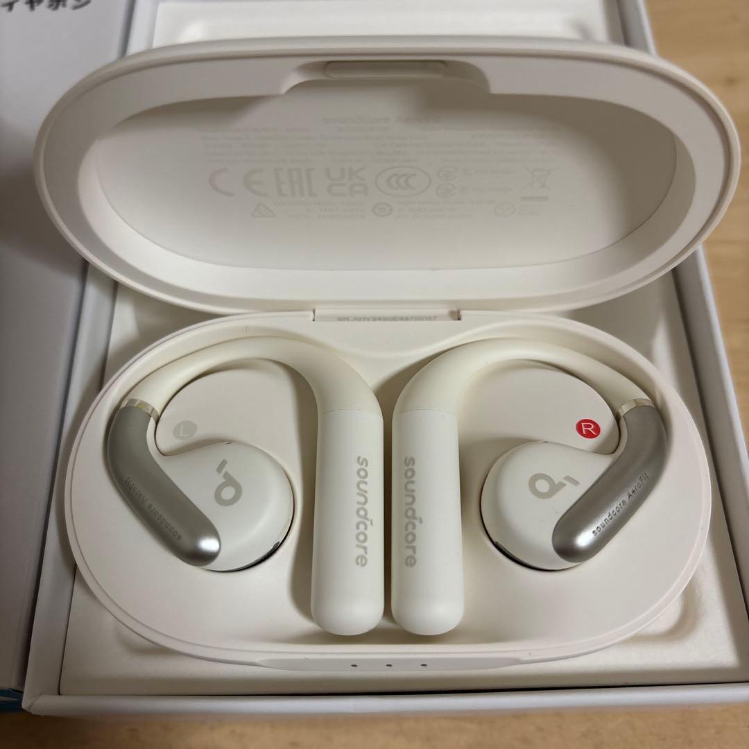 Anker soundcore AeroFit オープンイヤー型イヤホン