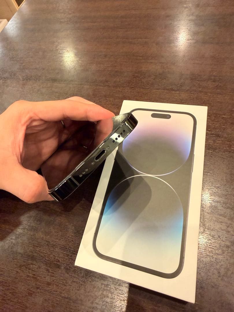 Apple iPhone 14 Pro スペースブラック 256GB