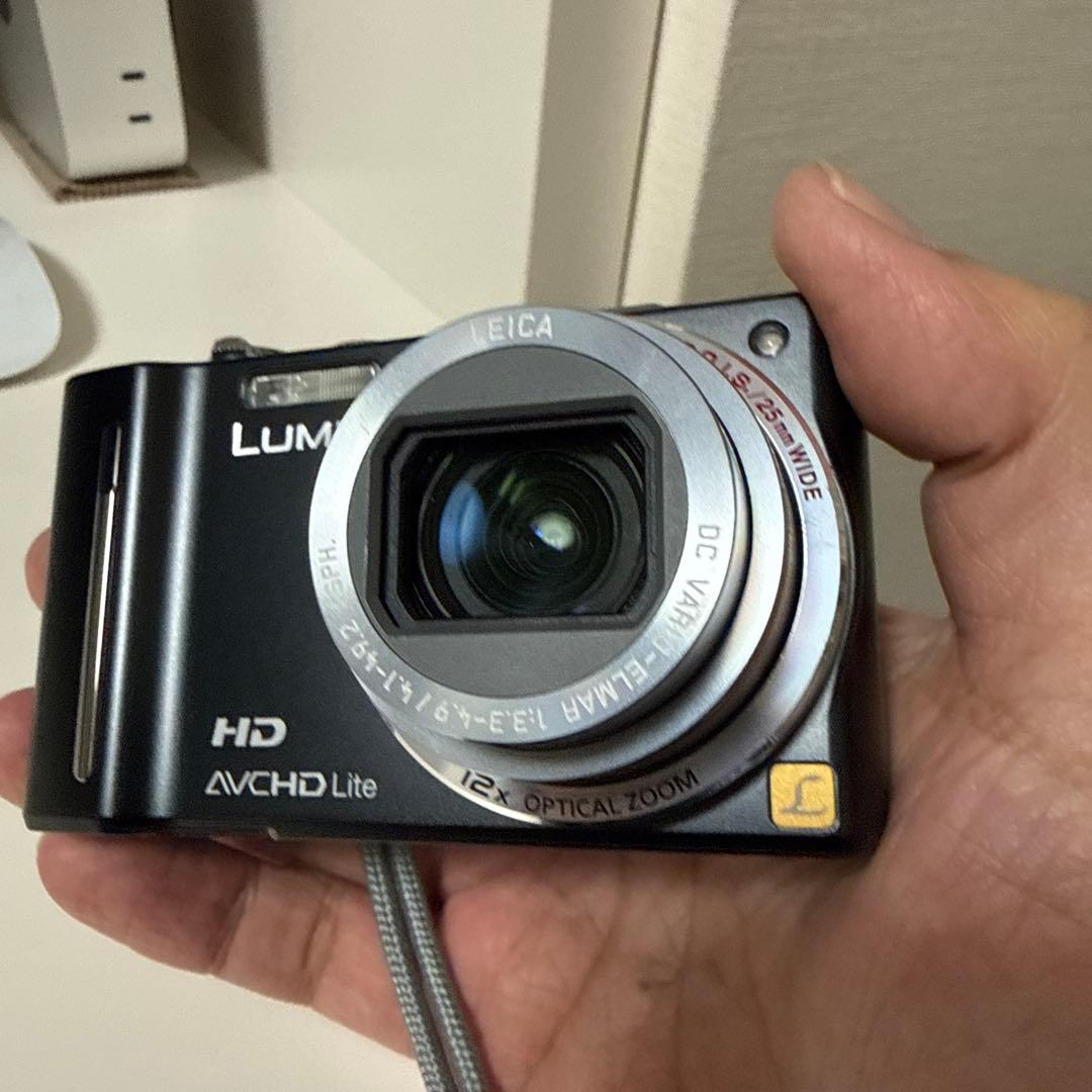 Panasonic　LUMIX DMC-TZ10
