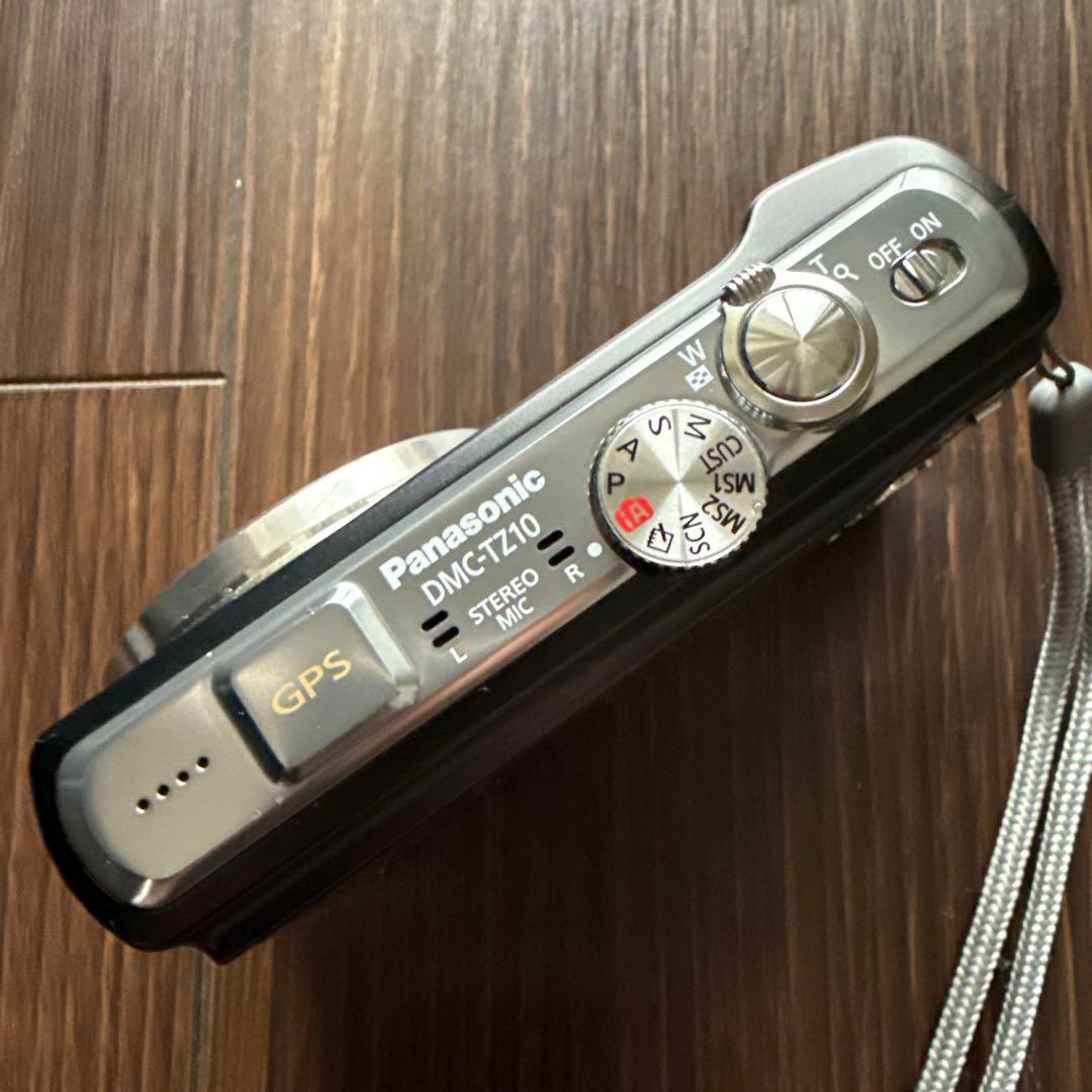 Panasonic　LUMIX DMC-TZ10
