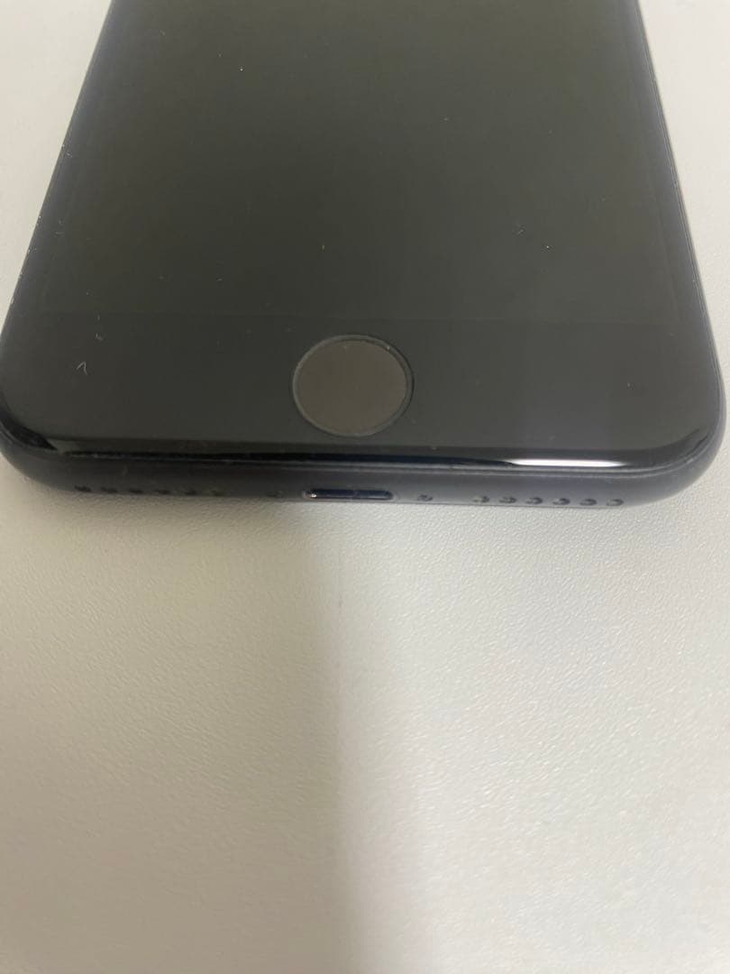 iPhone 8 ブラック 64GB