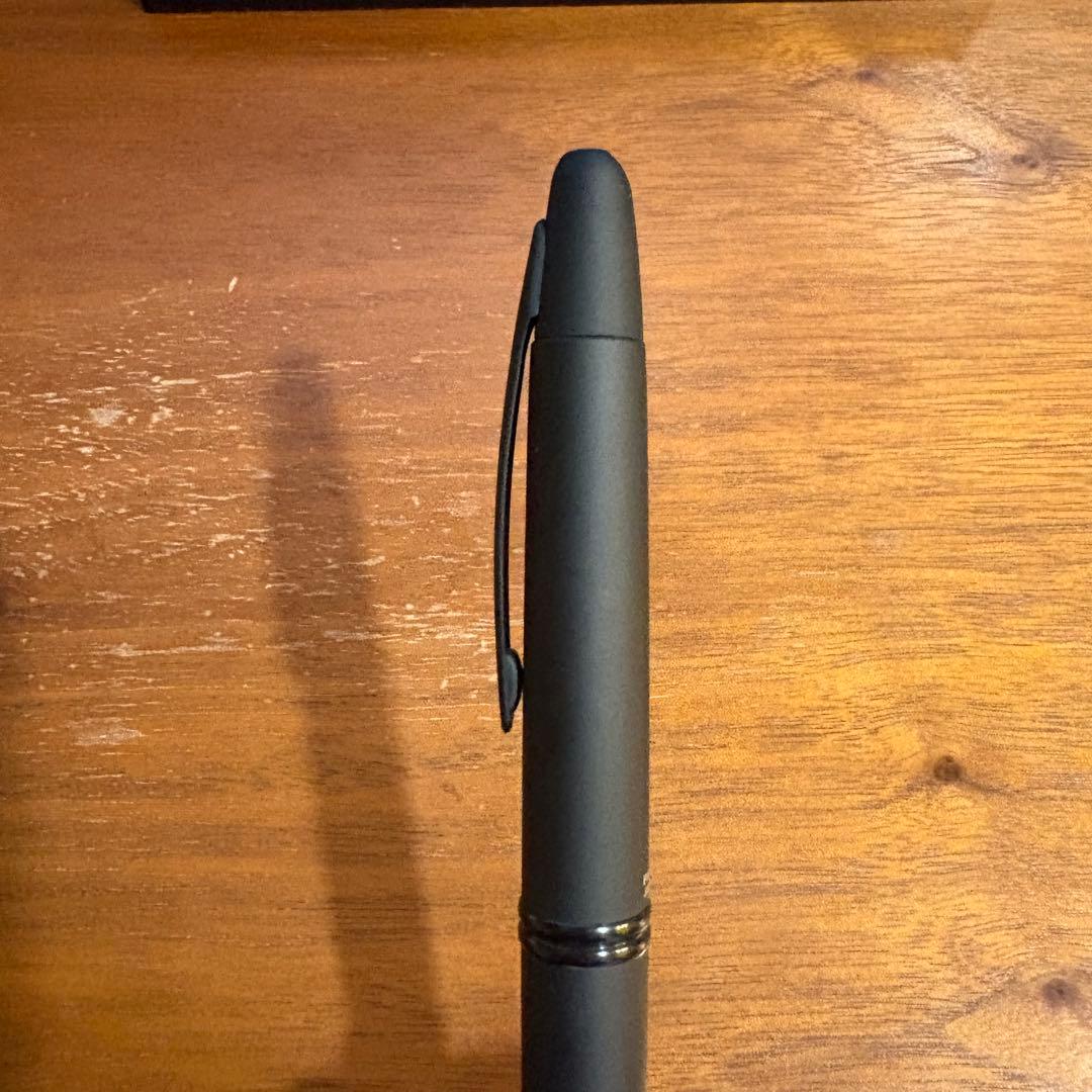 PILOT 万年筆 キャップレス（クロマット）EF