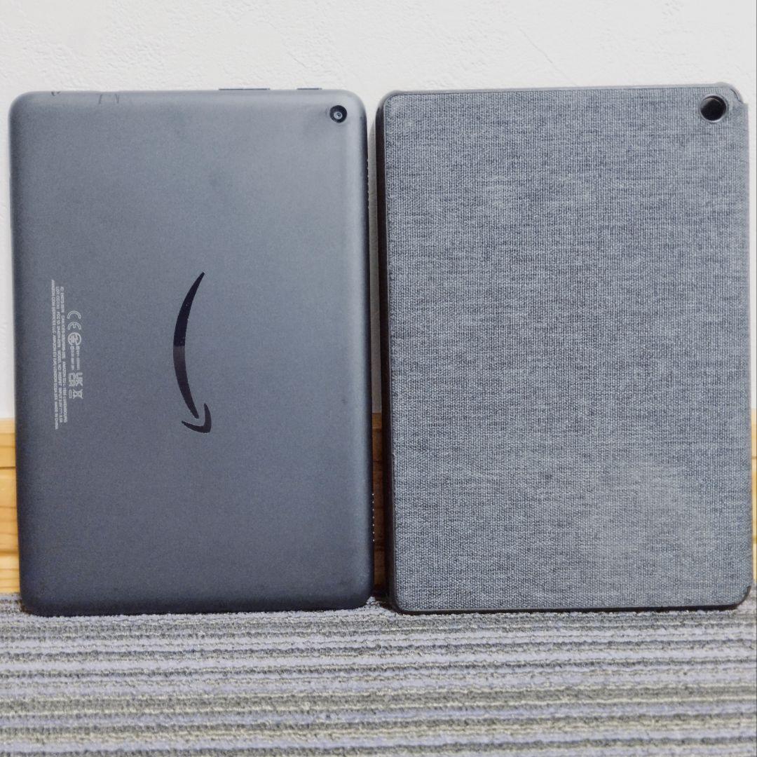 良品 Fire HD 8 最新第12世代(2022) 純正カバー／フィルム付き