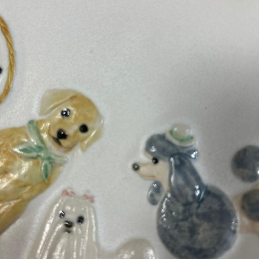 作家　陶芸作家　人気作家　うつわやみたす　プレート　希少　犬　ホワイト