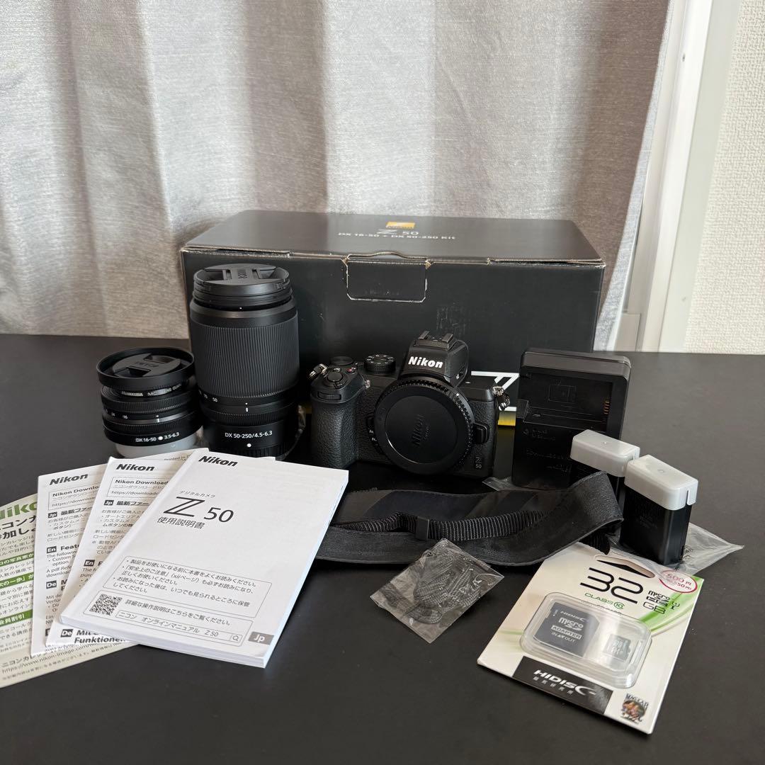 Nikon Z50 ダブルズームキット ミラーレス　一眼　カメラ