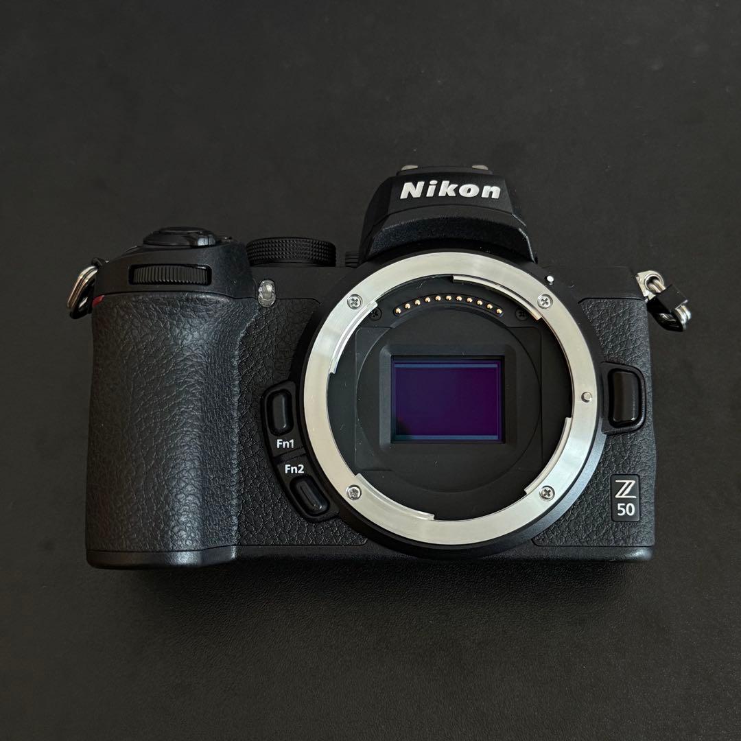 Nikon Z50 ダブルズームキット ミラーレス　一眼　カメラ