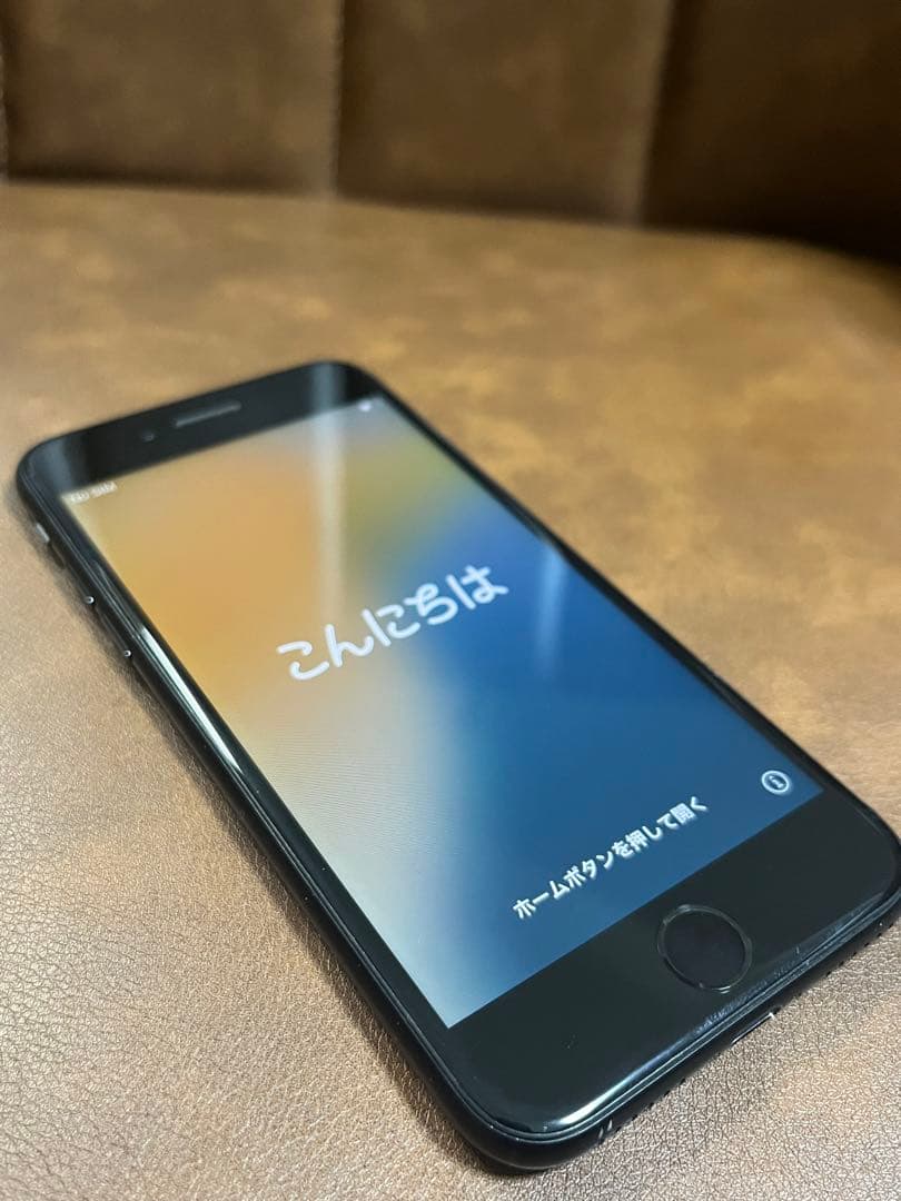Apple iPhoneSE 第2世代 ブラック 本体