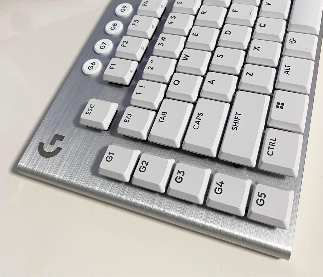 logicoolロープロファイルワイヤレスゲーミングボード