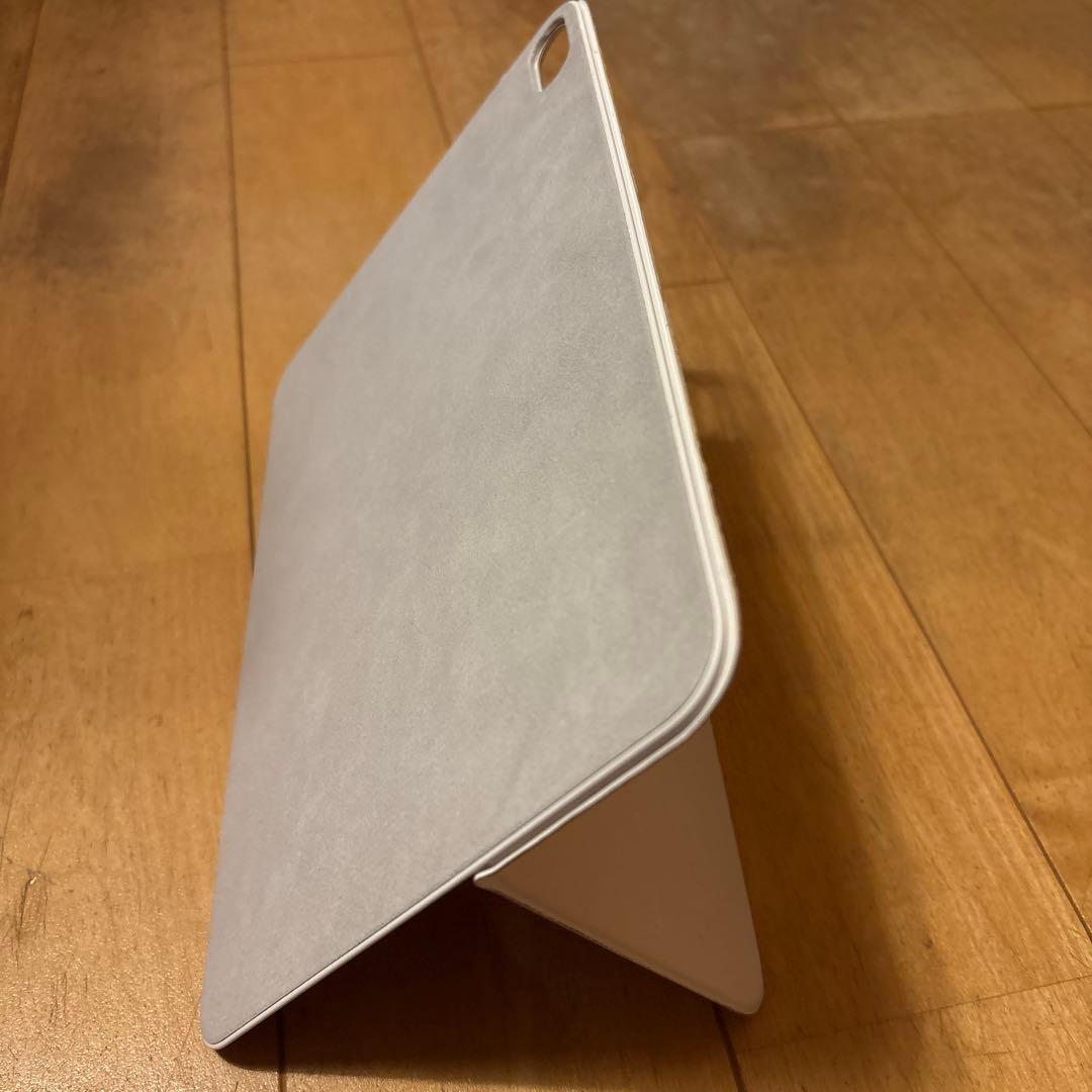 Magic Keyboard Folio(写真のiPadは含みません)