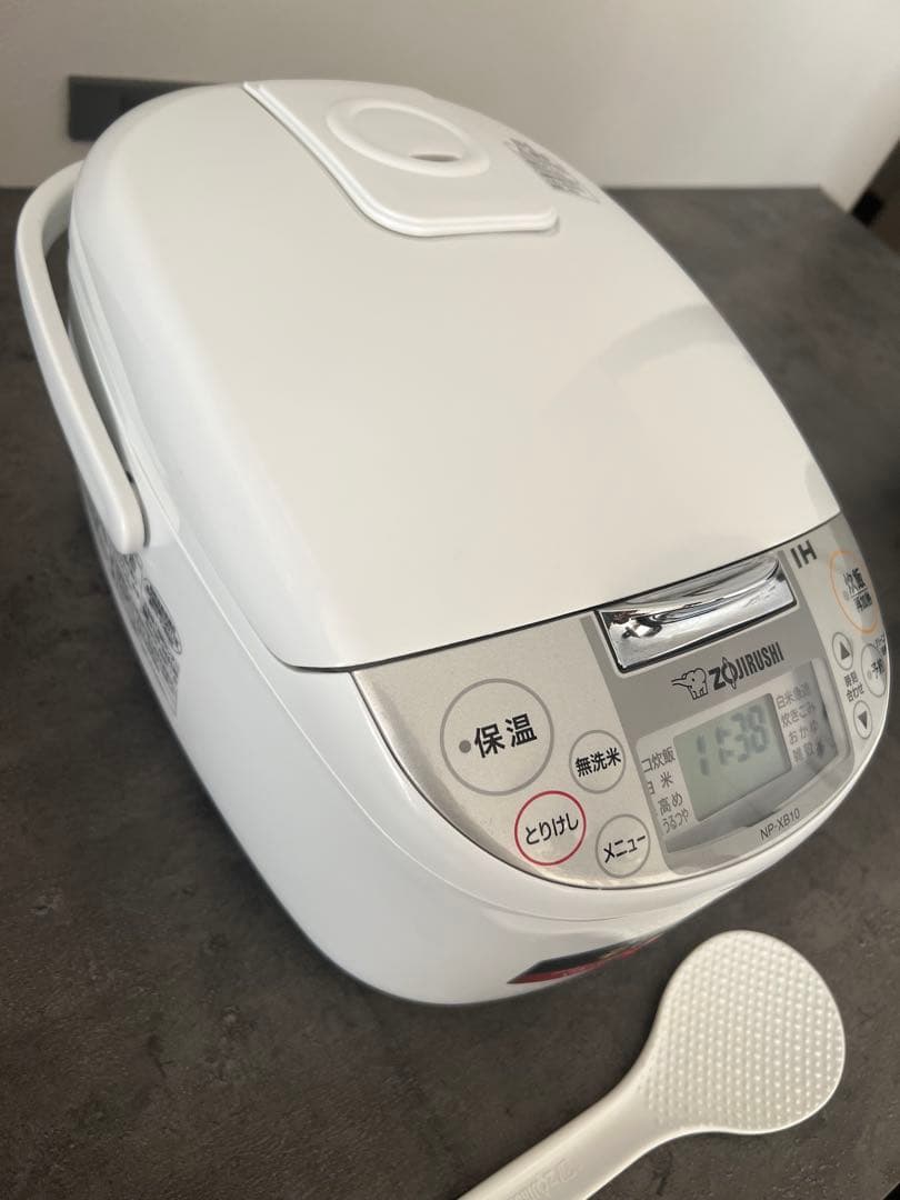 象印炊飯器5.5合IH炊飯ジャーZojirushi NP-XB10 炊飯器 IH