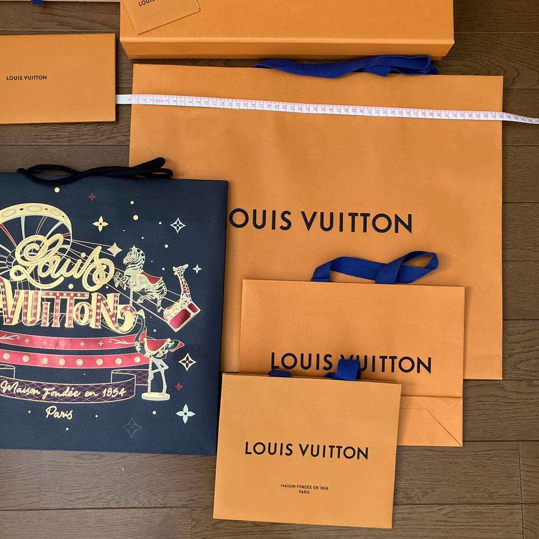 Louis Vuitton ギフトボックス 、紙袋19点
