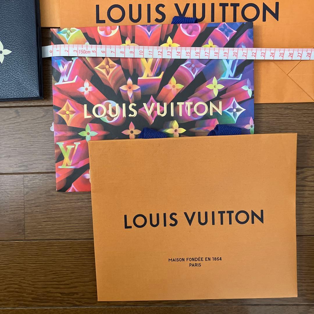 Louis Vuitton ギフトボックス 、紙袋19点