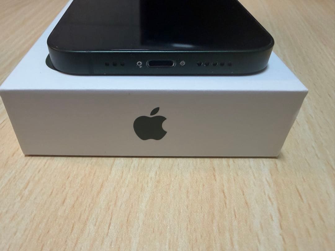 iPhone 13 128GB グリーン