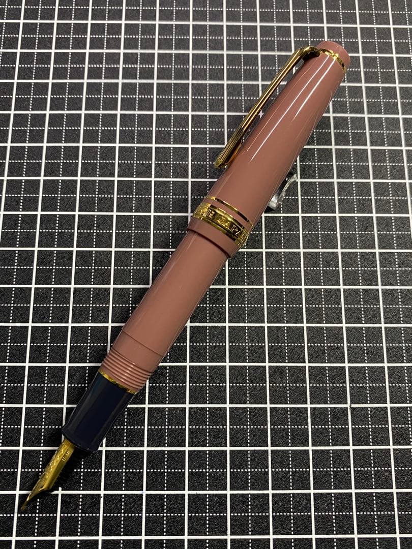SAILOR Professional Gear Rose-Taupe 字幅MF