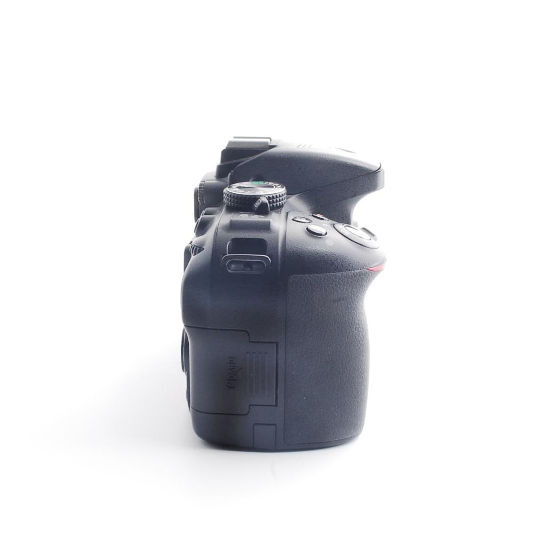 Nikon D5300✨遠近両用レンズ 一眼レフカメラ スマホ転送 初心者向け