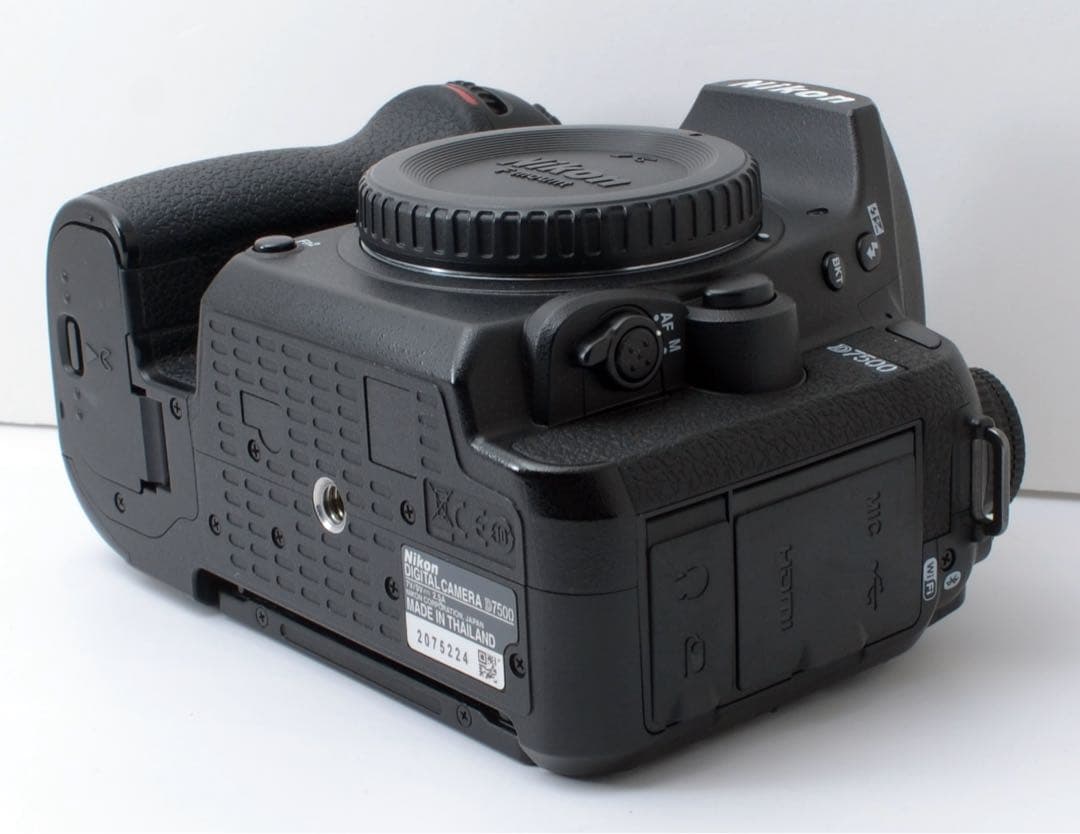 専用！美品！Nikon D7500★超望遠★Wi-Fi内蔵★高性能一眼レフ