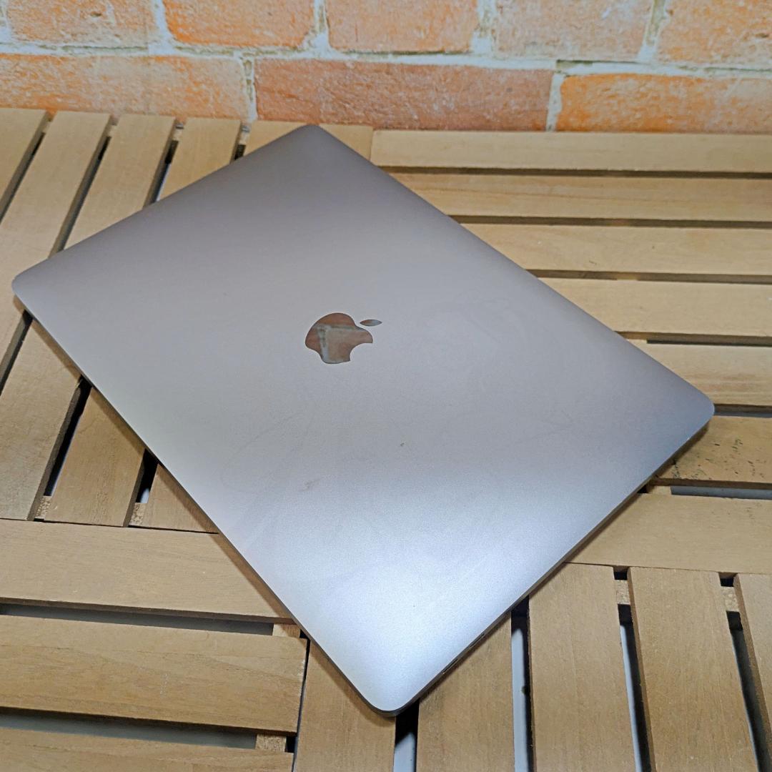 2652)MacBook Pro 2020 1TB i5 16G バッテリ良好◎