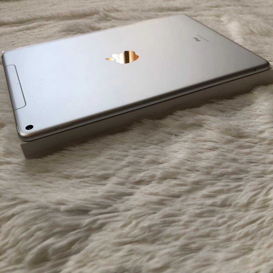【早い者勝ち】iPad Air3 256GB SIMフリー 【すぐ発送】