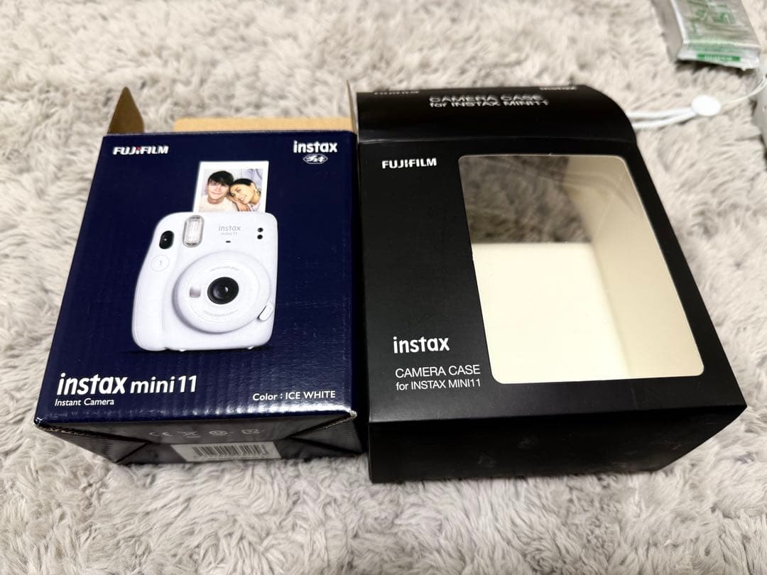 フィルムカメラ instax mini11 white