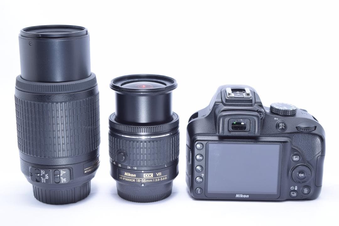 ①Nikon D3400 デジタル一眼レフ　Wレンズセット　手振れ補正レンズ付き