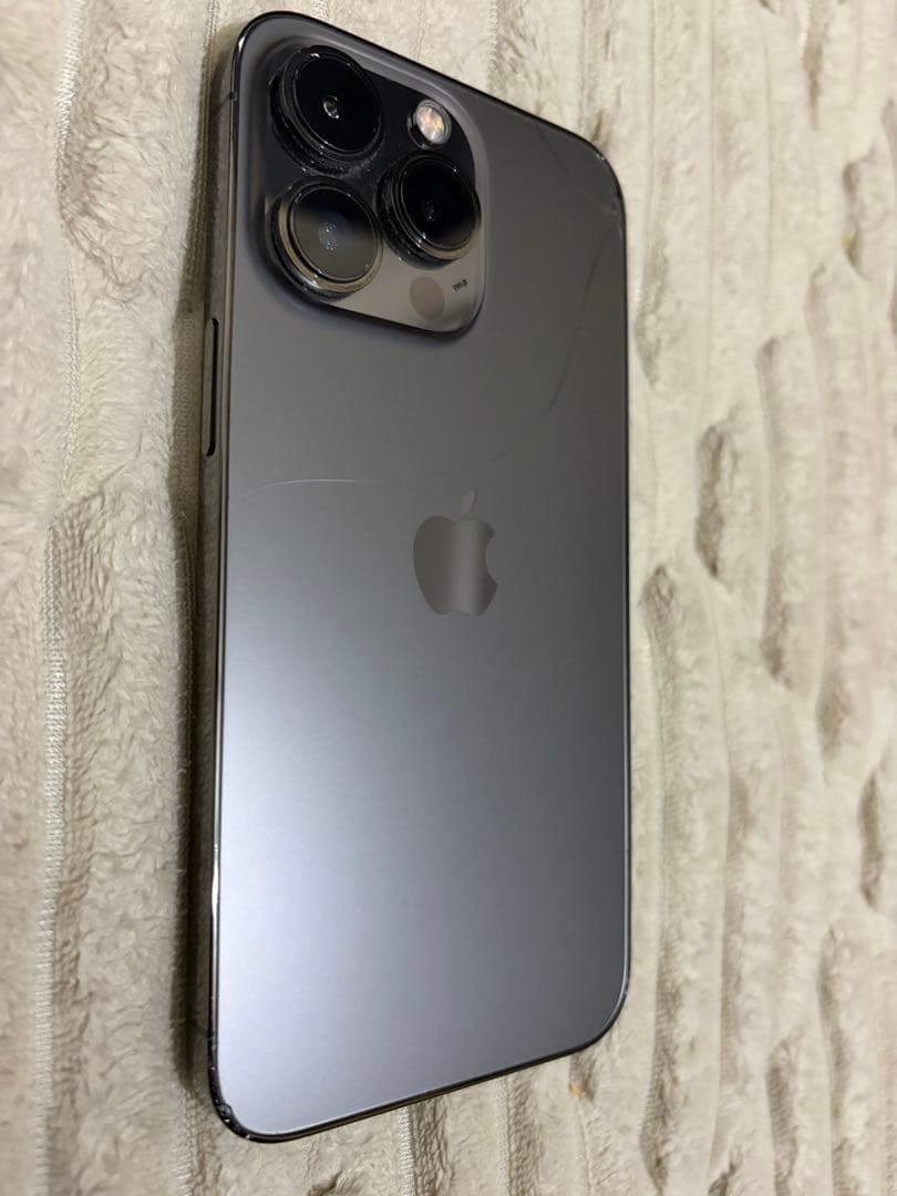 【週末限定値下げ】Apple iPhone 13 Pro グラファイト 本体