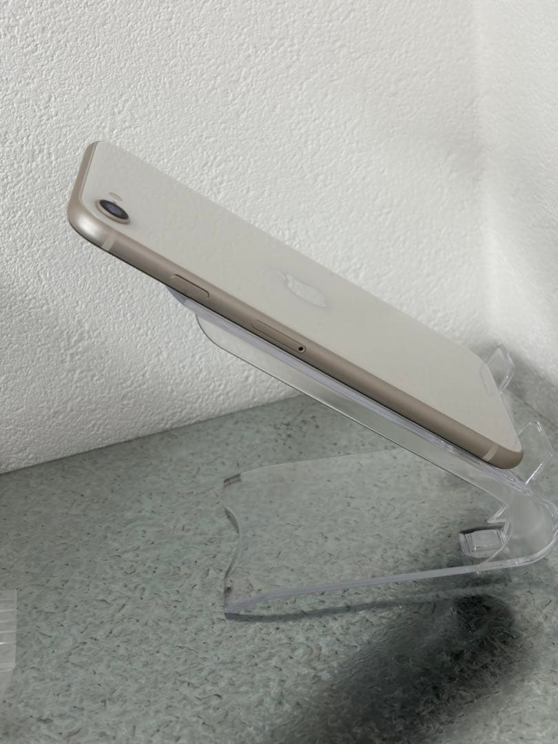 Apple iPhoneSE3 ホワイト