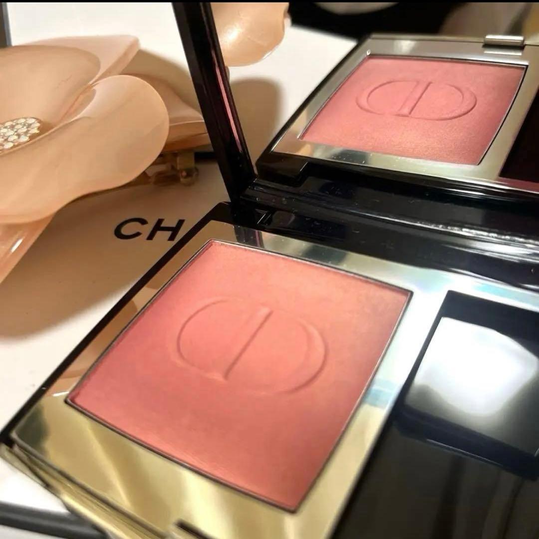 新品✨DIOR ディオールチーク　スキンルージュブラッシュ　219