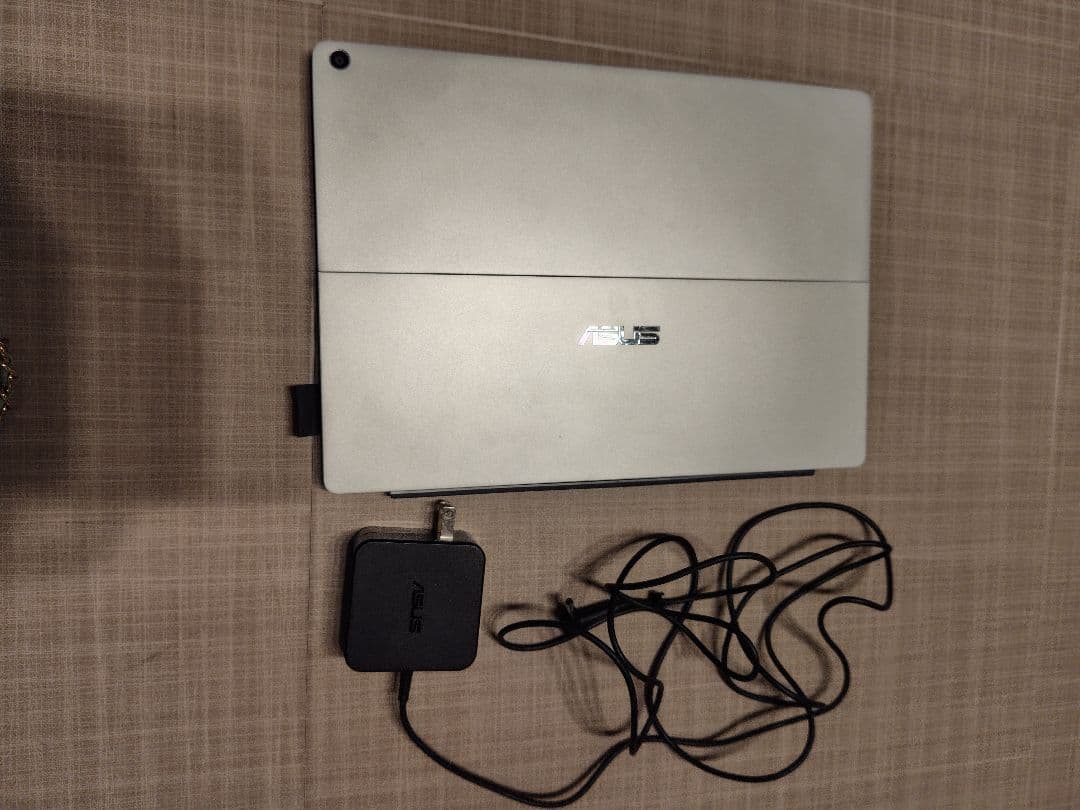 ASUS T304UA-7100 グレー TransBook