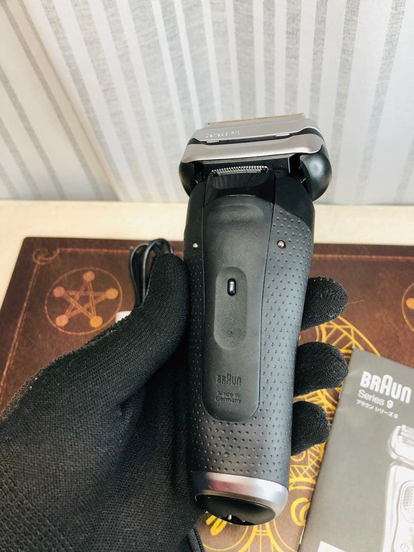 【美品】Braun Series 9 9340s ブラウンシリーズ9 シェーバー
