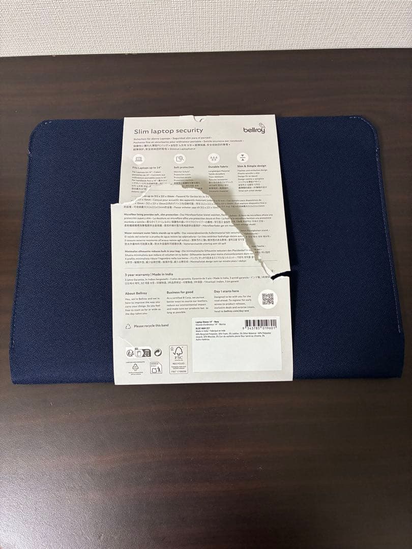 Bellroy ベルロイ PCケース Laptop Sleeve 14 ネイビー