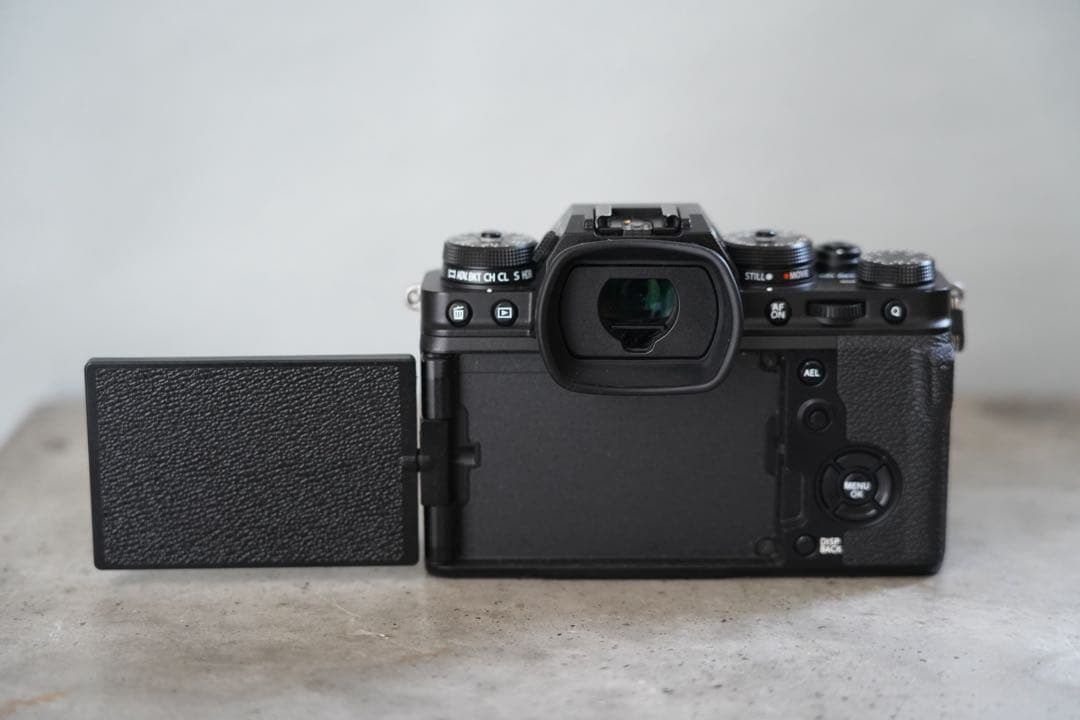 FUJIFILM X-T4 ボディのみ