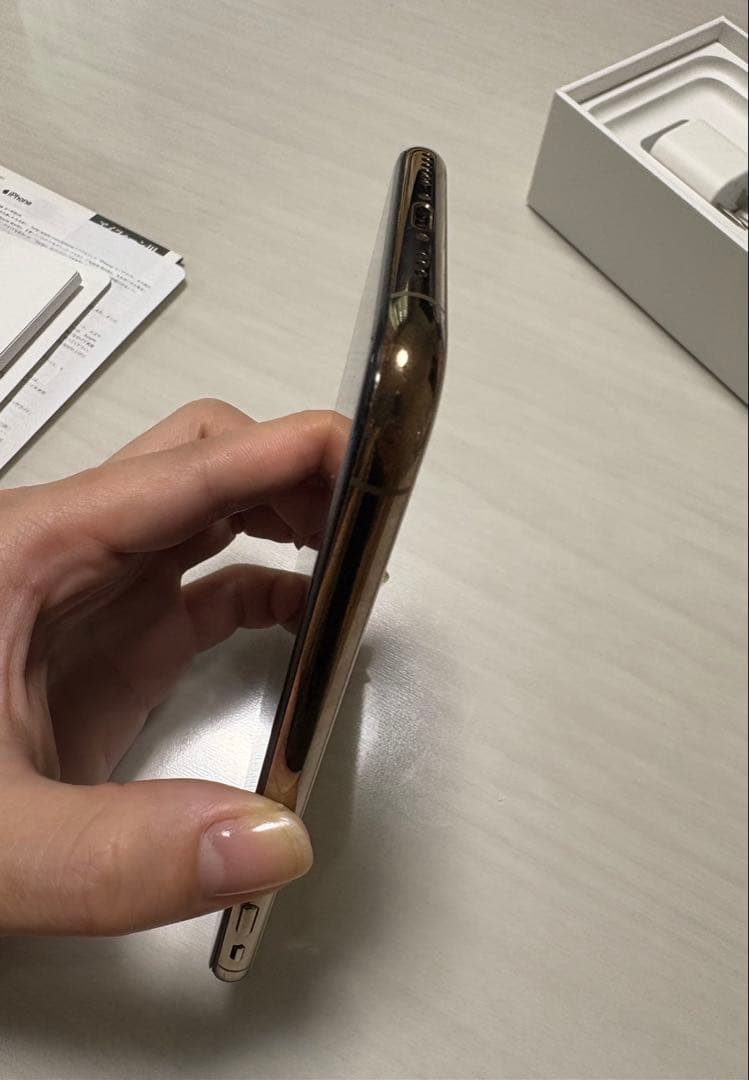 Apple iPhone XS 256GB SIMフリー　本体 元箱付き