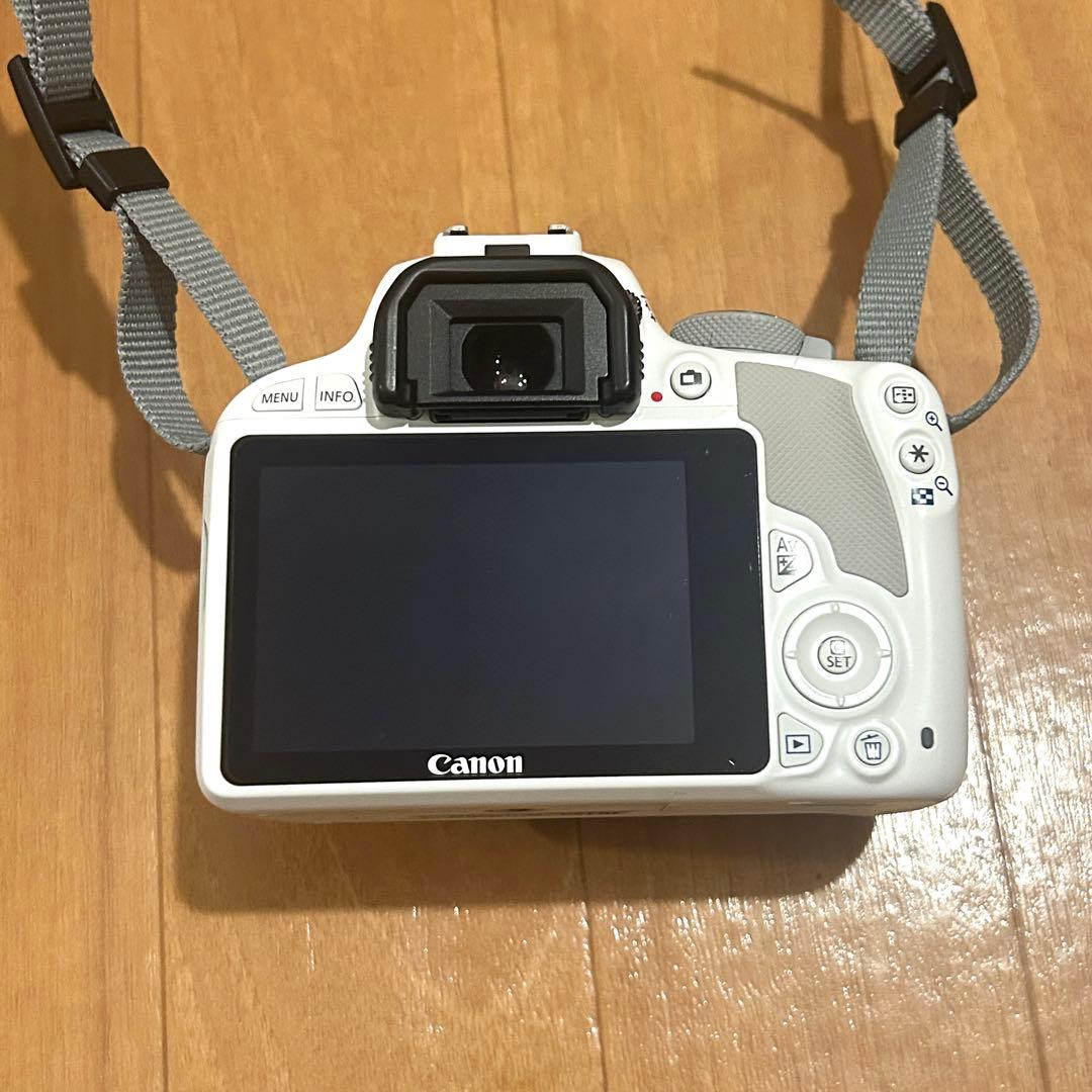Canon EOS Kiss X7 ホワイト 2本レンズ付き