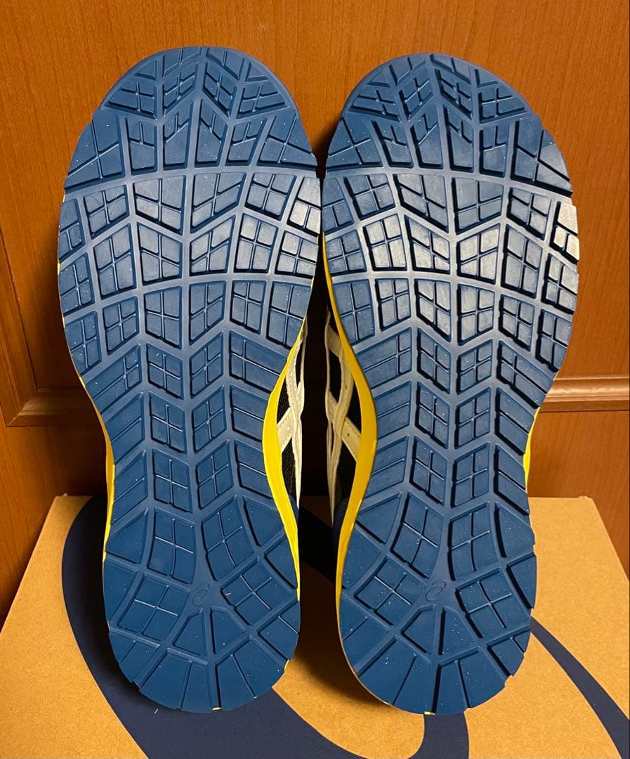 新品未使用品　アシックス　安全靴　ウィンジョブ CP209 BOA RR2