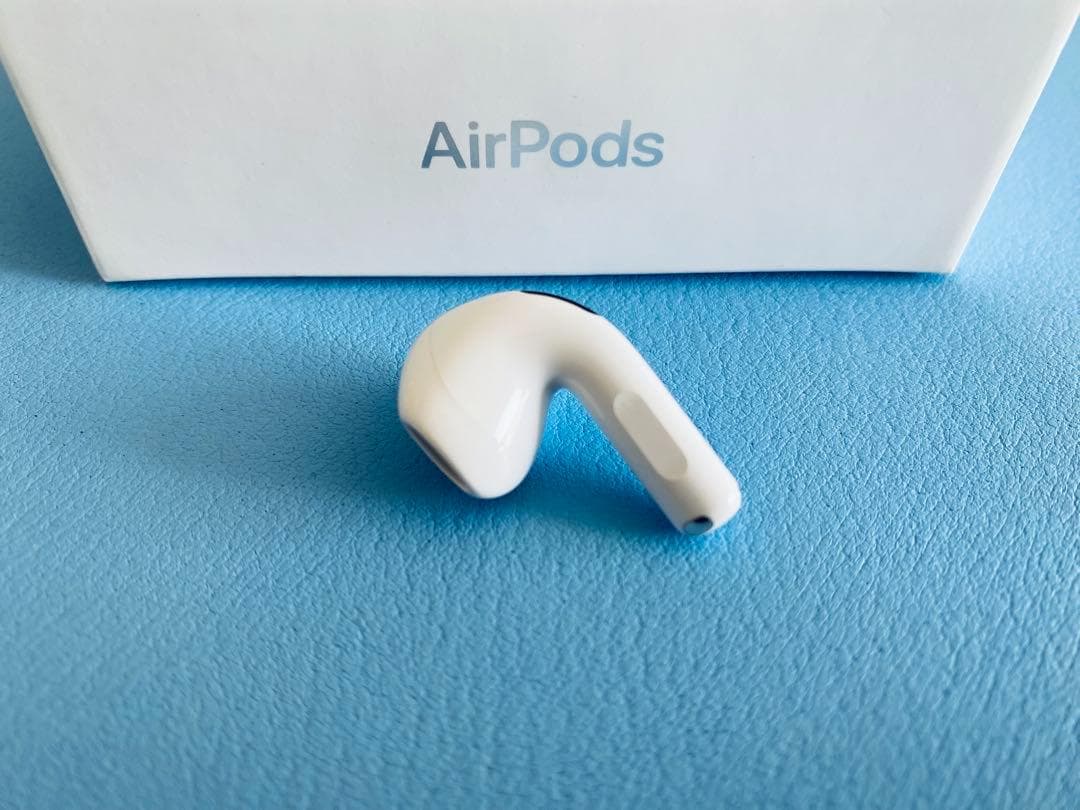 AirPods 第4世代 L片耳 左耳のみ イヤホン A3053 TDMZ