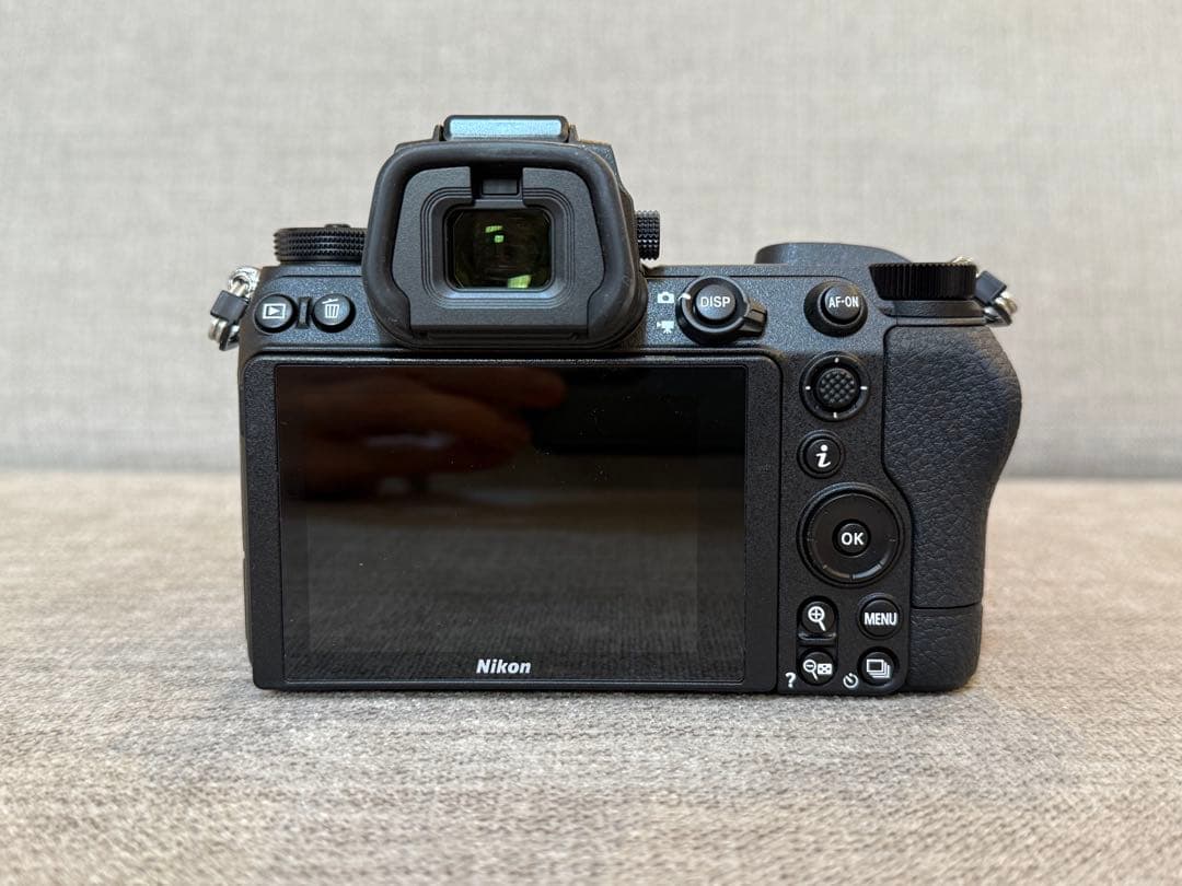 【シャッター回数1115回／状態良好】Nikon Z 6II ボディー
