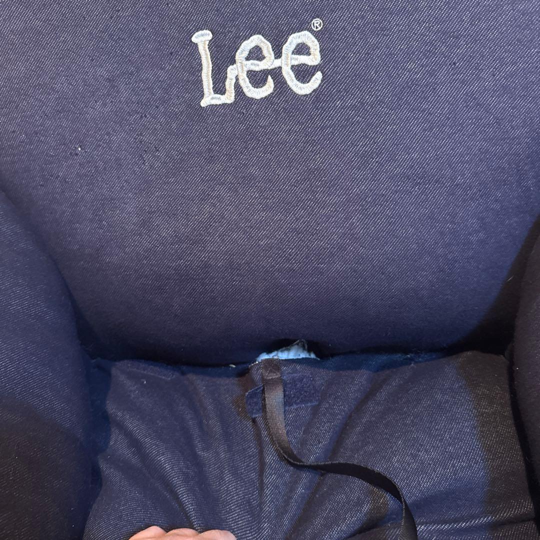 Lee 犬用ドライブベッド
