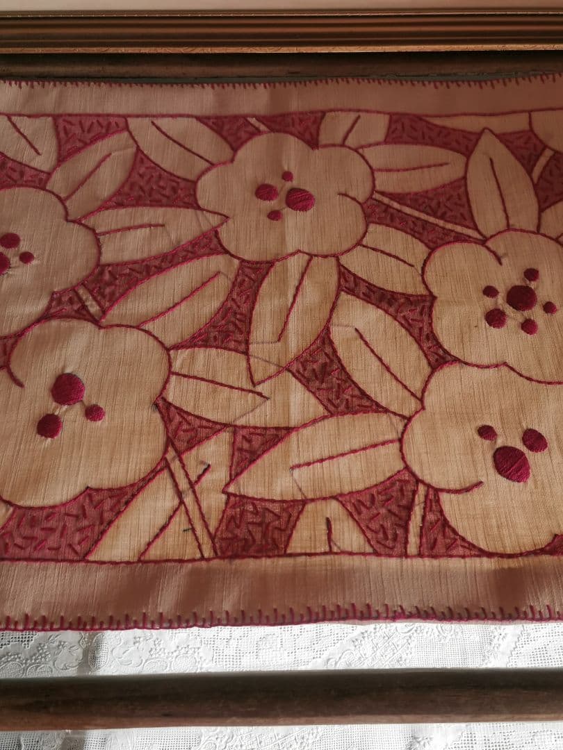 アンティーク フランス 椿紋風 紅色刺繍 アプリコット色 リネンクロス
